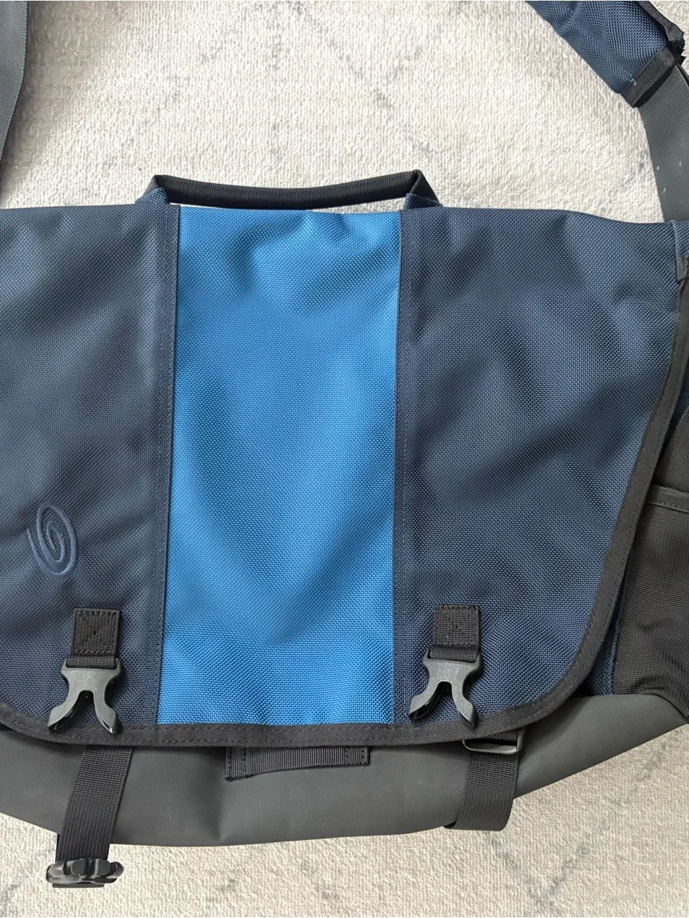 Timbuk2 blue medium